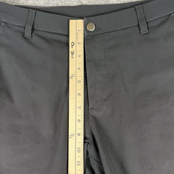 Lululemon Men’s Shorts - Picture 3 of 8